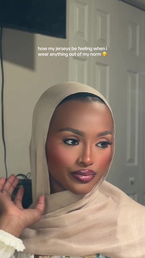 Video post by @doseofkhadija on TikTok