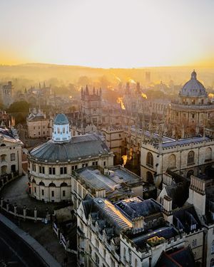 Image post by @oxford_uni on Instagram
