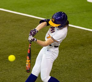 Image post by @uniathletics on Instagram
