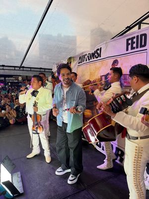 Image post by @luisfonsi on Instagram