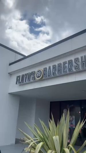 Image post by @floyds99barbershop on Instagram