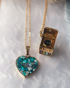 Image post by @maejeanvintage on Instagram