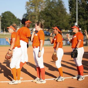 Image post by @clemsonsoftball on Instagram