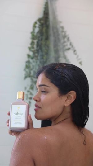 Video post by @RahuaBeauty on Facebook