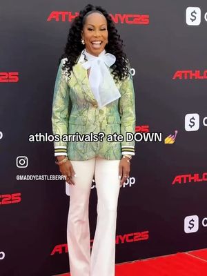 Image post by @sanyarichiross on Instagram