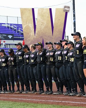 Image post by @jmusoftball on Instagram