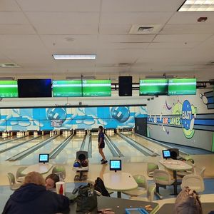 Image post by @stahawksbowling on Instagram