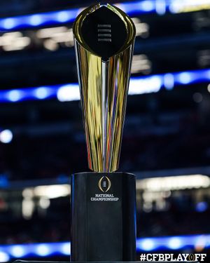 Image post by @CFBPlayoff on Twitter