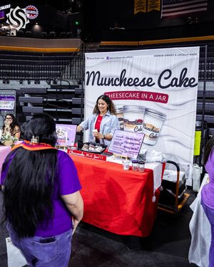 Image post by @gleaguesuns on Instagram