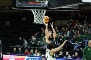 Image post by @nwbearcat_mbb on Instagram