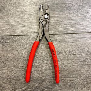Image post by @sacfasteners on Instagram