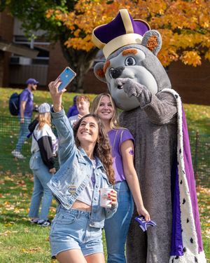 Image post by @jamesmadisonuniversity on Instagram