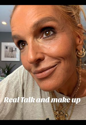 Video post by @shop.with.caroline on TikTok