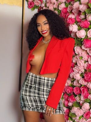 Image post by @racquelbattle on Instagram