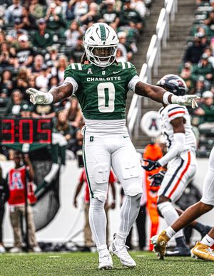 Image post by @charlottefootball on Instagram