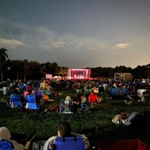 Image post by @deeringestate on Instagram