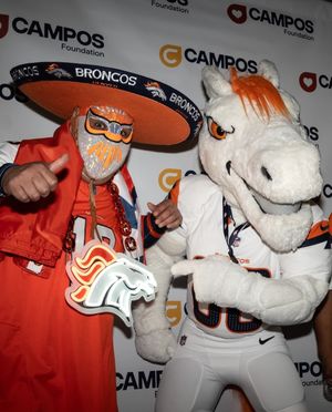 Image post by @broncosespanol on Instagram