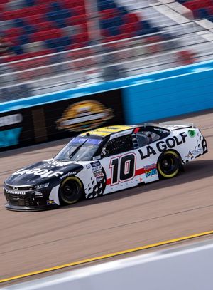 Image post by @NASCAR_Xfinity on Twitter