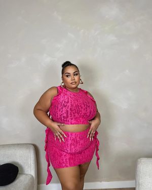 Image post by @prettylittlething on Instagram