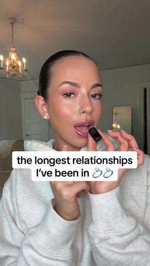 Video post by @anyaweitz on TikTok