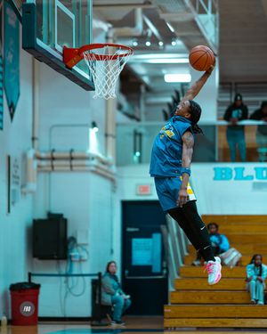 Image post by @onlysolucky on Instagram