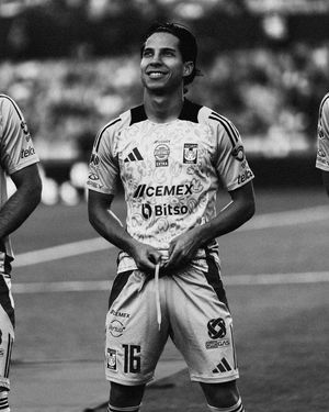 Image post by @diego_lainez on Instagram