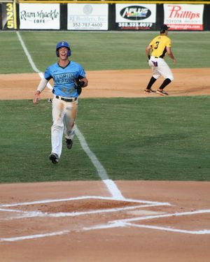 Image post by @leesburgstorm on Instagram