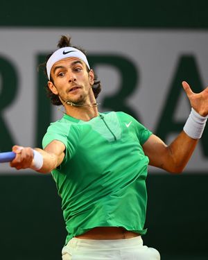 Image post by @_federtennis on Instagram