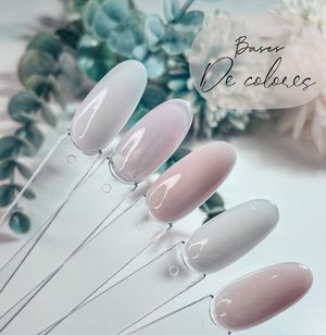 Image post by @nestanails on Instagram
