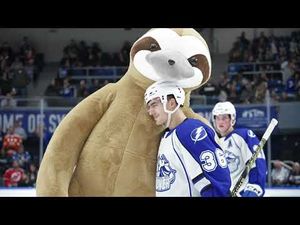 Video post by @SyracuseCrunchHockey on YouTube