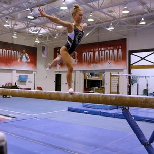 Video post by @OklahomaWGymnastics on Facebook