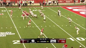 Video post by @RaginCajunsFB on Twitter/X