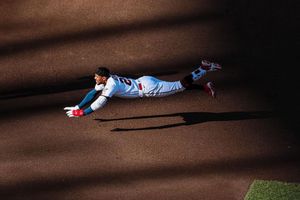 Image post by @twins on Instagram