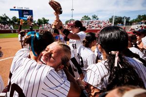 Image post by @d1softball on Instagram