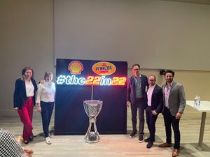 Image post by @joeylogano on Twitter
