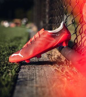 Image post by @soccerdotcom on Instagram