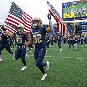 Image post by @navyfb on Instagram