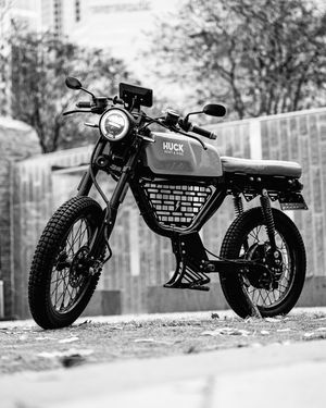 Image post by @ridehuck on Instagram