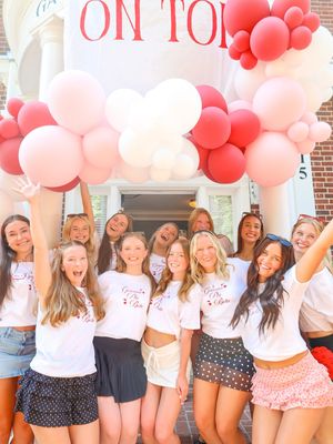 Image post by @gammaphibetaunl on Instagram