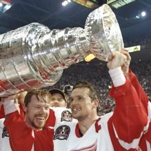 Image post by @insidetherinkcom on Instagram