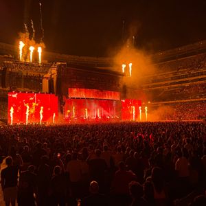 Image post by @metlifestadium on Instagram