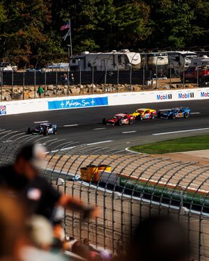 Image post by @nhms on Instagram