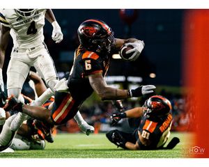 Image post by @howlaophotography on Instagram