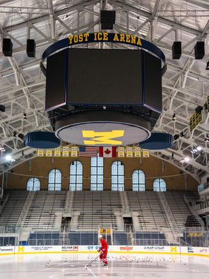 Image post by @sfuhockey on Instagram