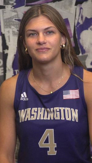 Video post by @UWAthletics on Twitter