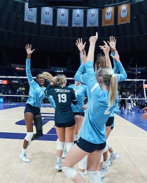 Image post by @usdvolleyball on Instagram
