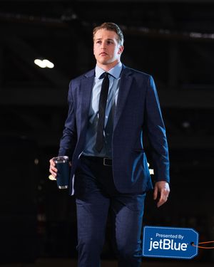 Image post by @nyislanders on Instagram