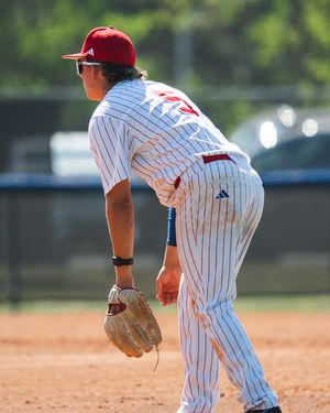 Image post by @uwgbaseball on Instagram