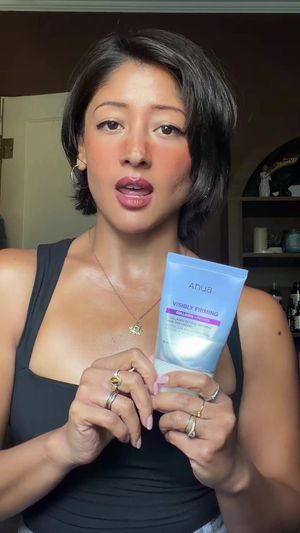 Video post by @sidandlisten on TikTok