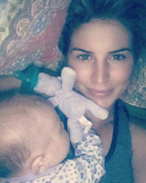 Image post by @passthewipesandvino on Instagram